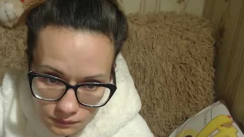 Snapshot of flowercandydoll chatting on December 28, 2024, 1:18 am say meow and send tip online show from December 28, 2024, 1:18 am