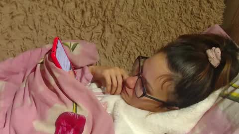 say meow and send tip  online show from December 22, 2024, 6:26 pm