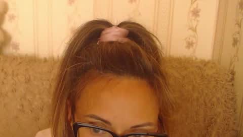 say meow and send tip  online show from September 11, 2025, 10:15 am