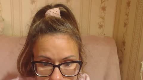 say meow and send tip  online show from September 25, 2025, 9:35 am