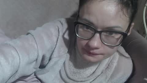 say meow and send tip  online show from February 23, 2026, 5:21 pm