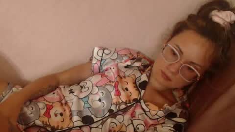 Snapshot of flowercandydoll1313 chatting on July 3, 2026, 5:52 pm say meow and send tip online show from July 3, 2026, 5:52 pm