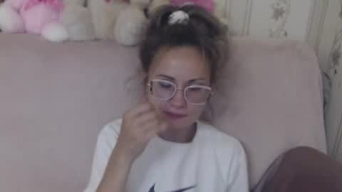 Snapshot of flowercandydoll1313 chatting on July 20, 2026, 3:14 pm say meow and send tip online show from July 20, 2026, 3:14 pm