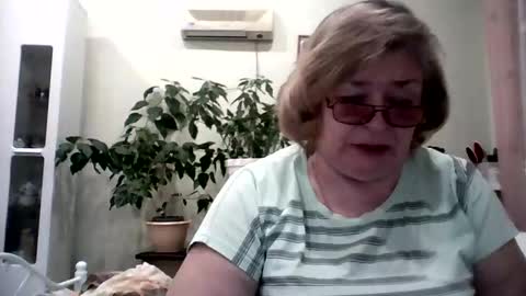 Flowerlower online show from February 7, 2025, 5:40 pm