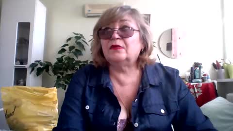 Flowerlower online show from March 7, 2025, 10:56 am