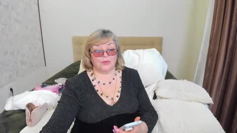 Flowerlower online show from March 11, 2025, 2:40 pm