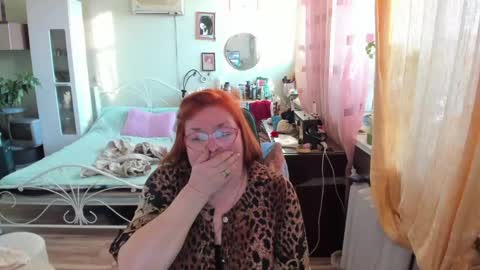 Flowerlower online show from May 16, 2026, 5:01 pm
