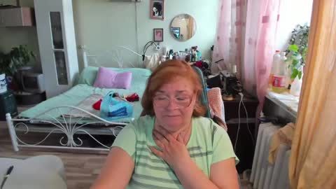Flowerlower online show from May 25, 2026, 3:18 pm