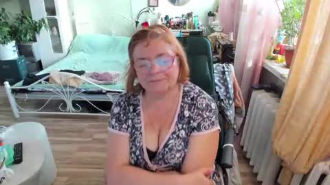 Flowerlower online show from June 18, 2026, 4:55 pm