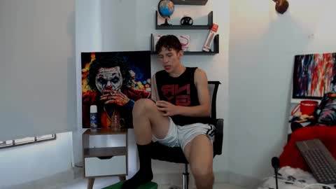 flowers109 online show from February 1, 2025, 9:29 pm