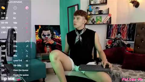 flowers109 online show from November 17, 2025, 10:37 pm