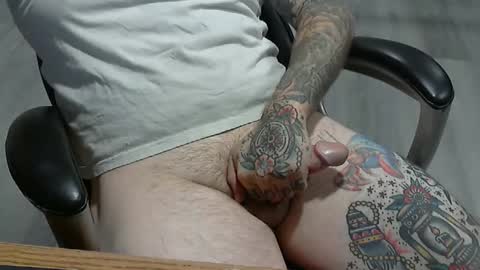 Snapshot of fluff2323 chatting on November 10, 2025, 2:49 pm fluff2323 online show from November 10, 2025, 2:49 pm