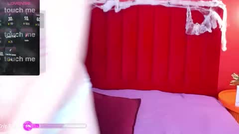 Monica online show from October 17, 2025, 1:20 am