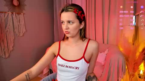 LilLisa online show from November 12, 2025, 3:45 pm