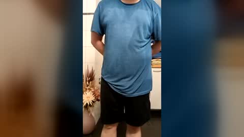 Snapshot of fluffybutt_ chatting on July 12, 2026, 5:04 pm fluffybutt_ online show from July 12, 2026, 5:04 pm