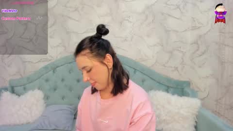 Lina online show from March 23, 2026, 11:31 pm