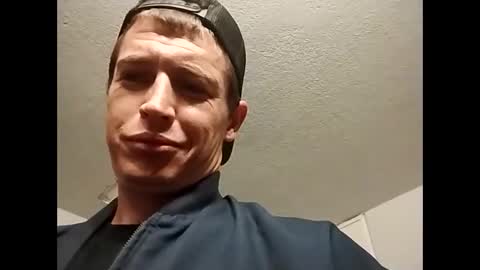 Snapshot of flybuy2525 chatting on November 25, 2025, 12:54 am flybuy2525 online show from November 25, 2025, 12:54 am