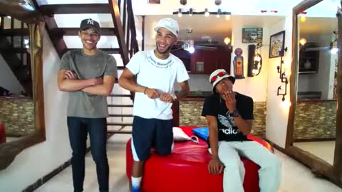 Snapshot of flyckers chatting on January 6, 2025, 6:41 pm flyckers online show from January 6, 2025, 6:41 pm