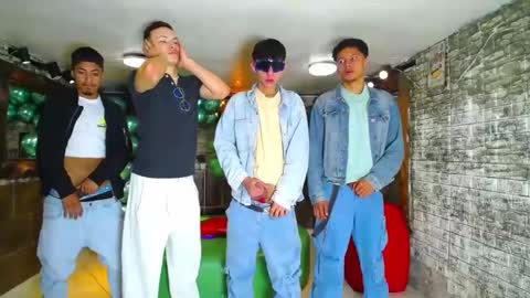 Snapshot of flyckers chatting on February 9, 2025, 12:08 pm flyckers online show from February 9, 2025, 12:08 pm