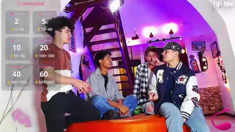 Snapshot of flyckers chatting on October 11, 2025, 8:07 pm flyckers online show from October 11, 2025, 8:07 pm