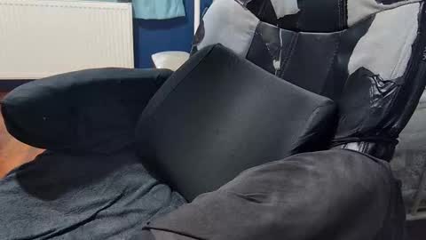 FlyDirty online show from March 1, 2025, 11:04 pm