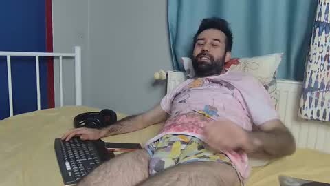 FlyDirty online show from September 27, 2025, 2:05 am