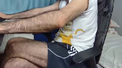 FlyDirty online show from October 10, 2025, 10:42 pm