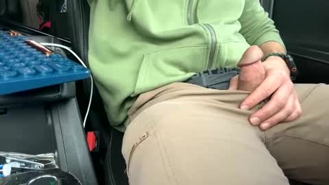 Snapshot of flyersguy84 chatting on January 9, 2026, 5:48 pm Average Joe online show from January 9, 2026, 5:48 pm