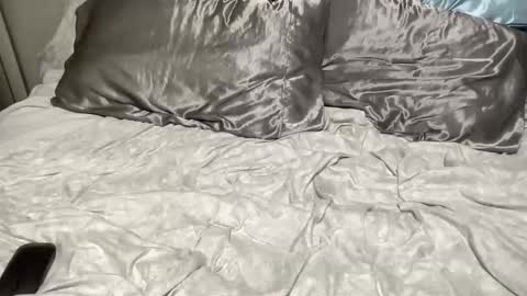 Join me online and in Person Looking for company on camera. online show from October 19, 2025, 2:01 am