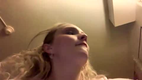 Snapshot of fngerlckingood chatting on March 2, 2026, 12:02 am fngerlckingood online show from March 2, 2026, 12:02 am