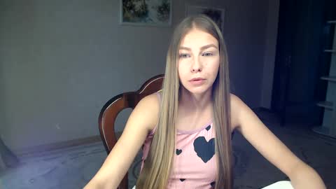 Snapshot of fofhcf chatting on October 6, 2025, 2:03 pm Molli Ready for any play with you. Hottest show in pvt Help a student earn big tokens online show from October 6, 2025, 2:03 pm