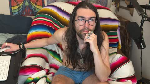 Chris online show from April 2, 2026, 11:08 am