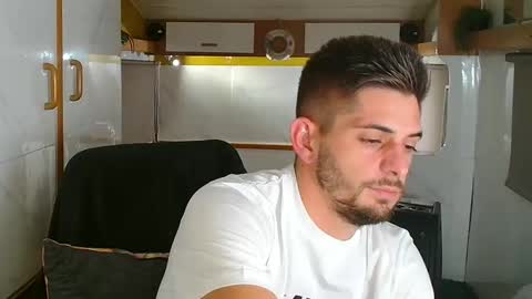 independent model online show from October 20, 2025, 5:13 pm