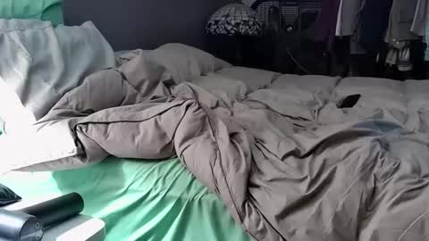 Snapshot of foodforcatfists chatting on December 1, 2025, 4:28 am foodforcatfists online show from December 1, 2025, 4:28 am