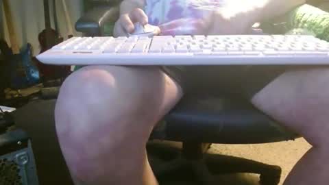 Snapshot of fooman103 chatting on April 3, 2026, 1:47 am Fooman1007 online show from April 3, 2026, 1:47 am