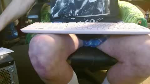 Snapshot of fooman103 chatting on April 4, 2026, 3:05 am Fooman1007 online show from April 4, 2026, 3:05 am