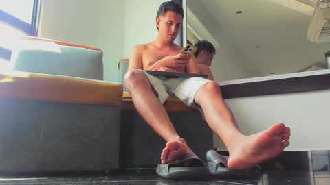 foot_master777 online show from March 3, 2025, 6:44 pm