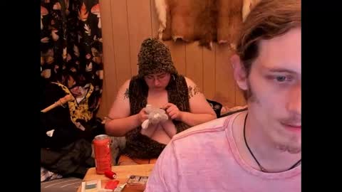 Snapshot of forest_royalty chatting on October 11, 2025, 2:22 am Forest Royalty online show from October 11, 2025, 2:22 am