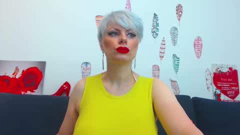 Snapshot of forever_barbie chatting on October 13, 2025, 9:48 pm Adana online show from October 13, 2025, 9:48 pm