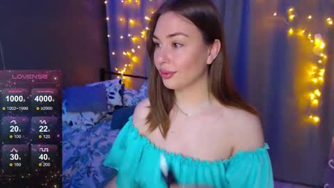 Julia online show from December 16, 2024, 2:36 am