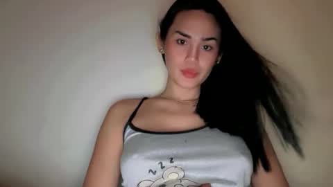 KHATRINA STACIE MARIE online show from November 7, 2025, 11:10 am