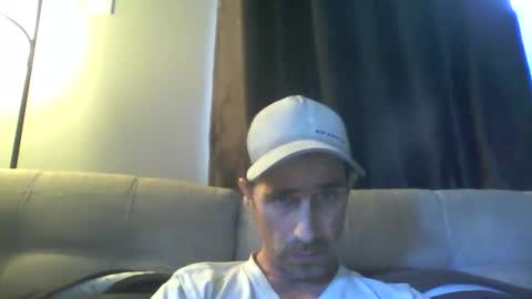 Snapshot of fouraide42 chatting on December 13, 2024, 7:43 pm fouraide42 online show from December 13, 2024, 7:43 pm