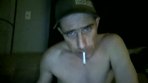 Snapshot of fouraide42 chatting on December 17, 2024, 8:56 am fouraide42 online show from December 17, 2024, 8:56 am