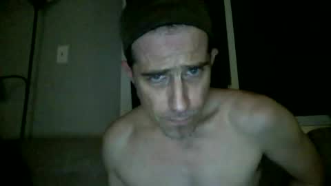 Snapshot of fouraide42 chatting on January 3, 2025, 4:55 am fouraide42 online show from January 3, 2025, 4:55 am