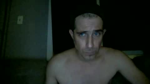 Snapshot of fouraide42 chatting on January 3, 2025, 8:00 am fouraide42 online show from January 3, 2025, 8:00 am