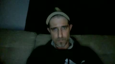 Snapshot of fouraide42 chatting on March 8, 2025, 6:21 am fouraide42 online show from March 8, 2025, 6:21 am