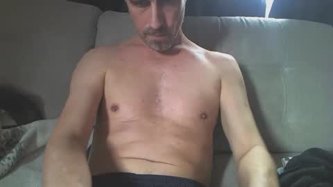 Snapshot of fouraide42 chatting on March 8, 2025, 3:45 pm fouraide42 online show from March 8, 2025, 3:45 pm