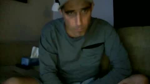 Snapshot of fouraide42 chatting on March 10, 2025, 2:39 am fouraide42 online show from March 10, 2025, 2:39 am