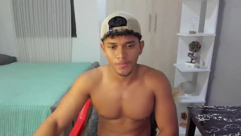 Snapshot of fox_evans chatting on October 21, 2025, 6:25 am Fox online show from October 21, 2025, 6:25 am