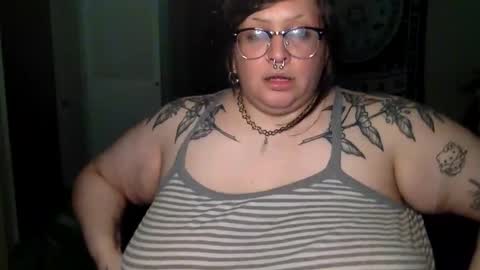 foxdarling96 online show from June 10, 2026, 2:34 am